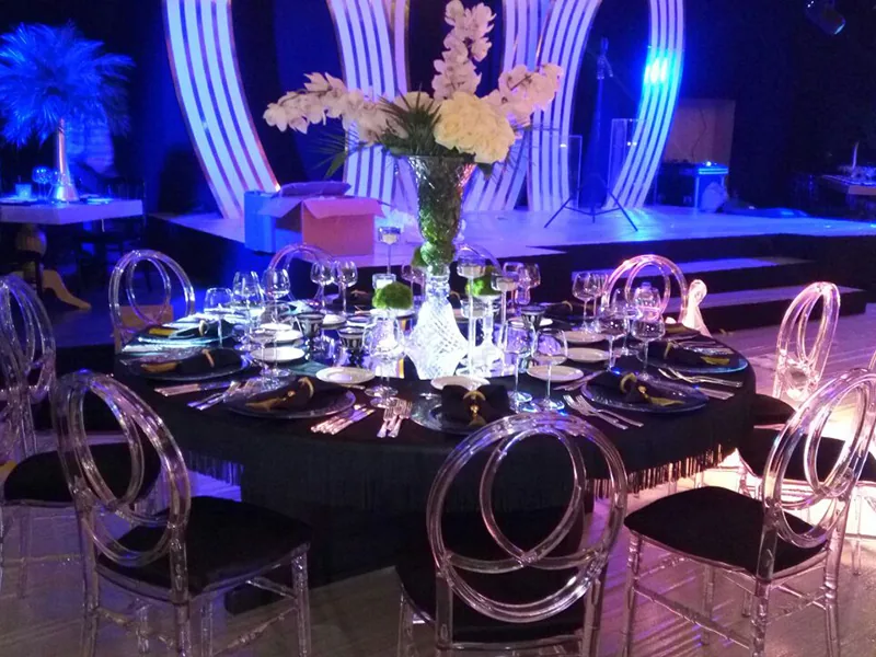 Pleksi Phoenix sandalye kiralama İstanbul